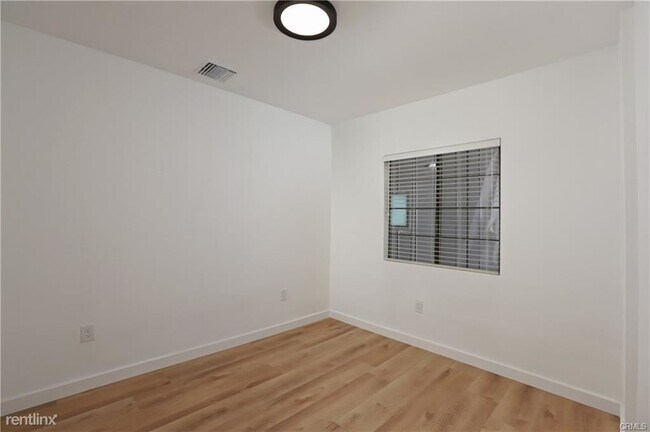 Building Photo - 3 br, 2 bath House - 2236 Glendale Blvd # 1/2