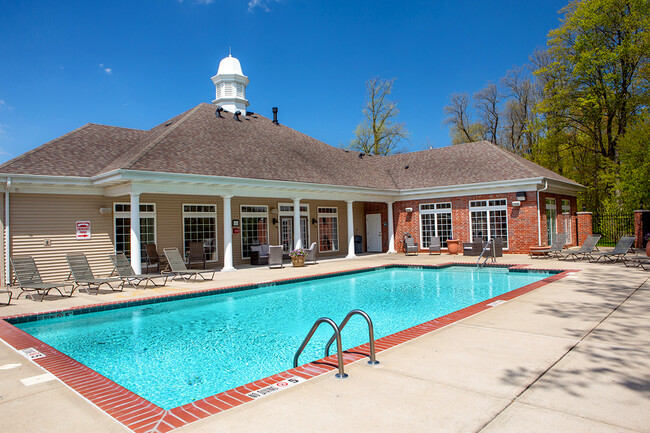 Foto del edificio - The Fields of New Durham Apartment Homes