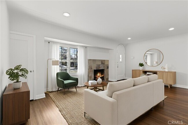 Foto del edificio - 11147 Hortense St