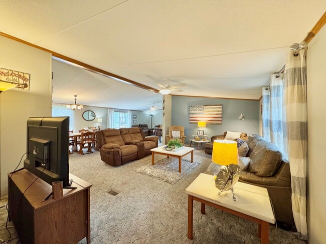 Foto del edificio - Life Just Got Better.-Short Term Rental