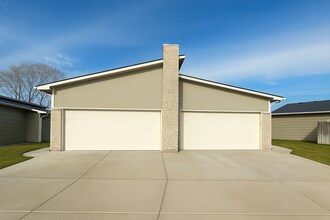 Building Photo - 11655-11657 E Harry Ct