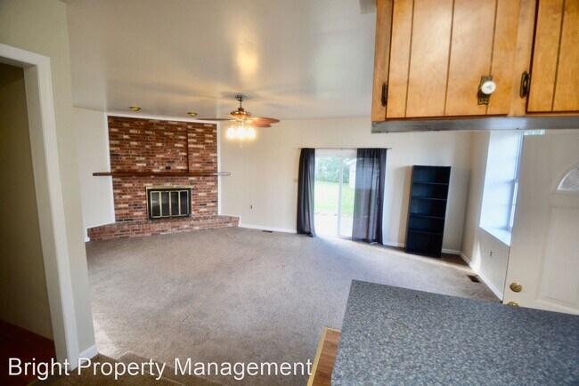 Building Photo - 3 br, 1 bath House - 822 Sunnyside Rd