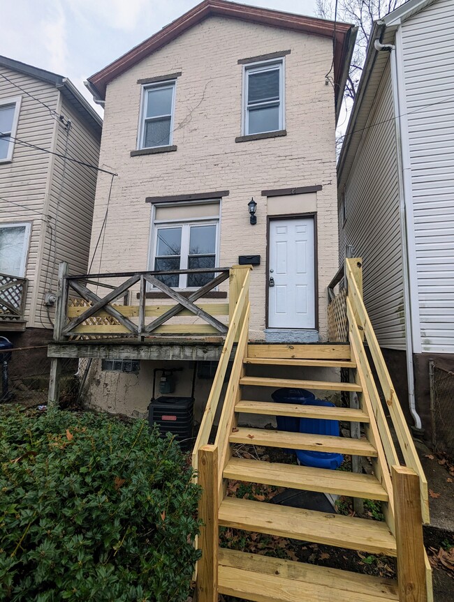 14 Penelope St, Pittsburgh, PA 15211 - House Rental in Pittsburgh, PA ...