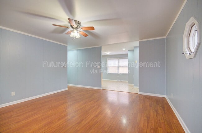 Foto del edificio - 1600 W Allen St