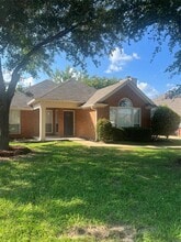 Building Photo - 9324 Bristlecone Dr