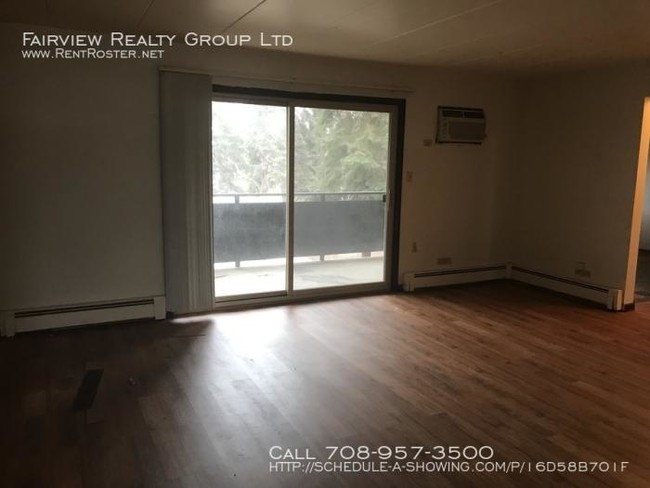 Building Photo - 2 bedroom in Blue Island IL 60406