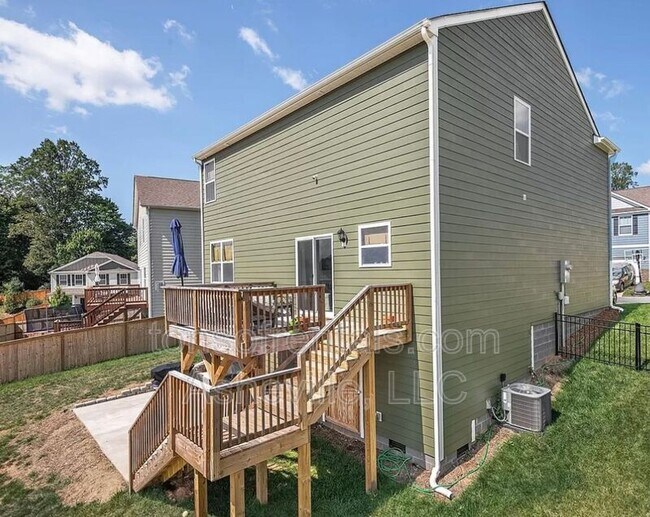 Building Photo - 354 Tavernier Ln