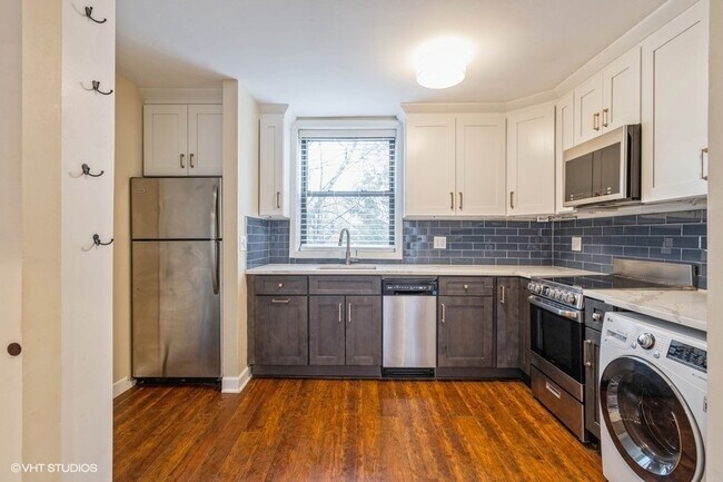 Foto del edificio - 6106 S Dorchester Ave