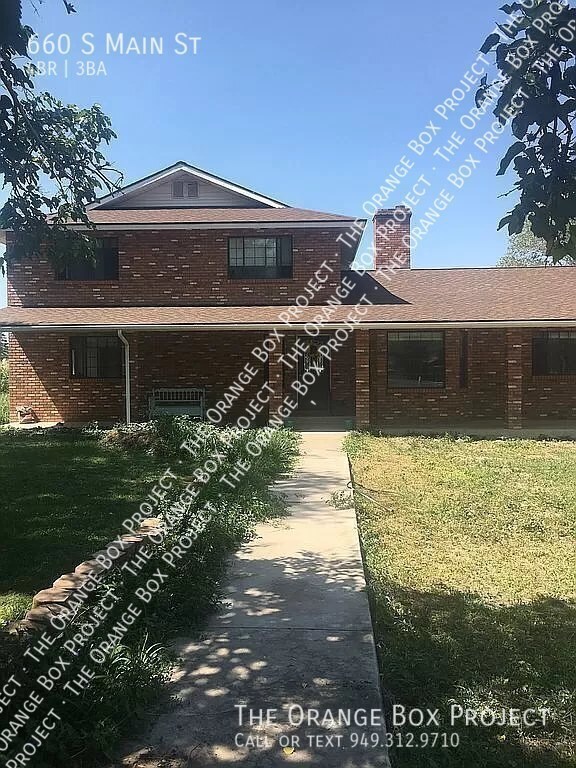 Foto principal - 660 S Main St