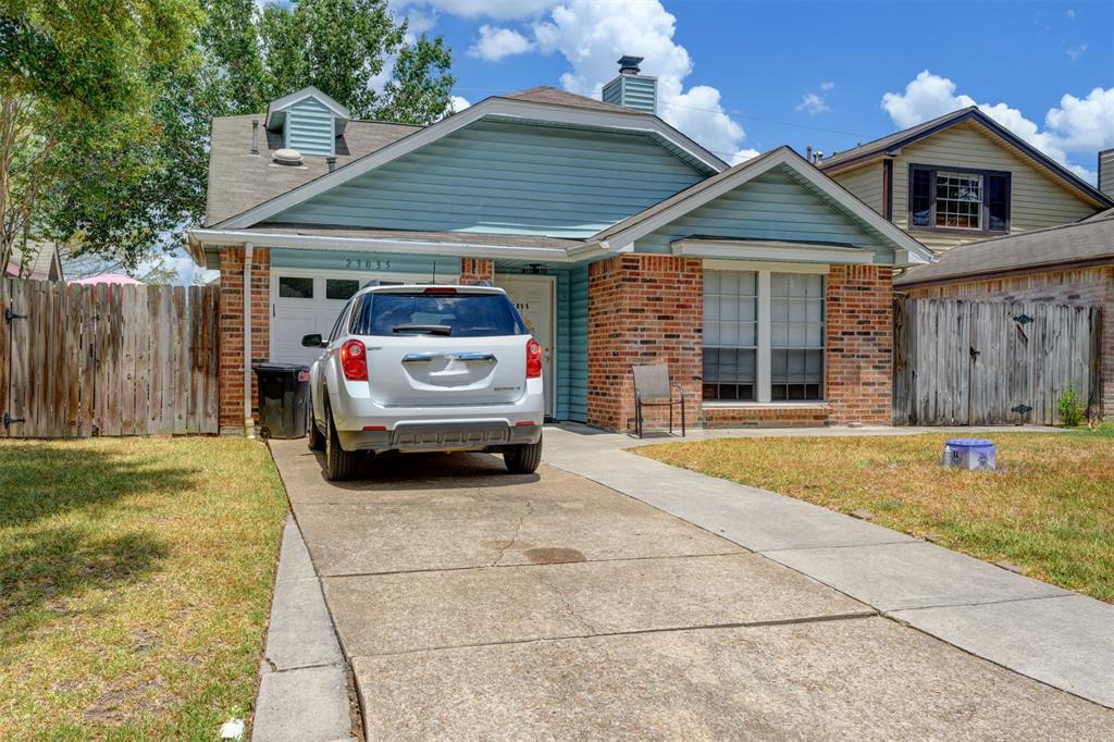 Foto principal - 23035 Red Leo Ln