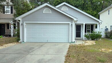 Building Photo - 920 Silvercrest Dr