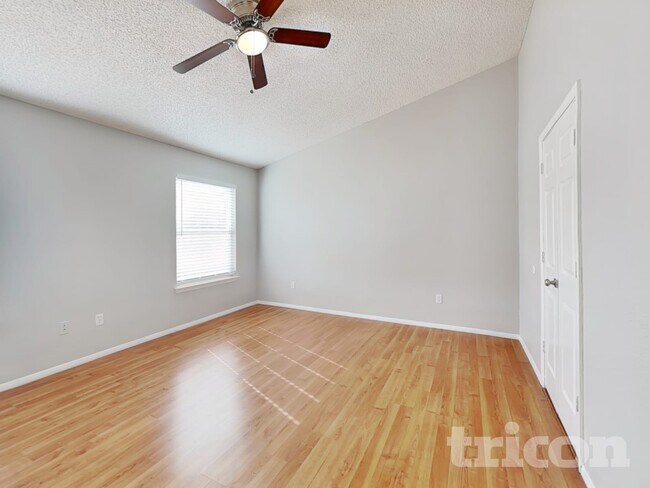 Foto del edificio - 6936 Sweetbriar Ave NW