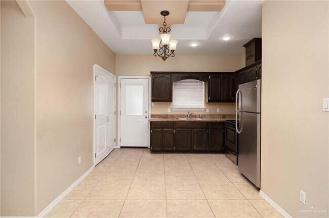 Foto del edificio - 12 E St