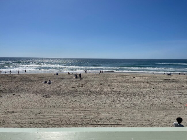 Building Photo - 3755 Ocean Front Walk