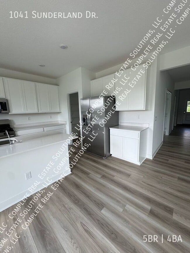 Foto del edificio - 1041 Sunderland Dr