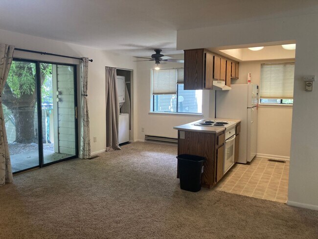 Foto del edificio - Charming 2 bed 2 bath condo near Fort Lewi...