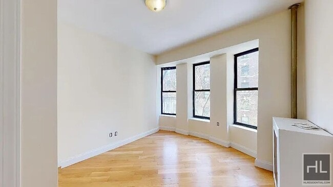 Building Photo - East 12th Street