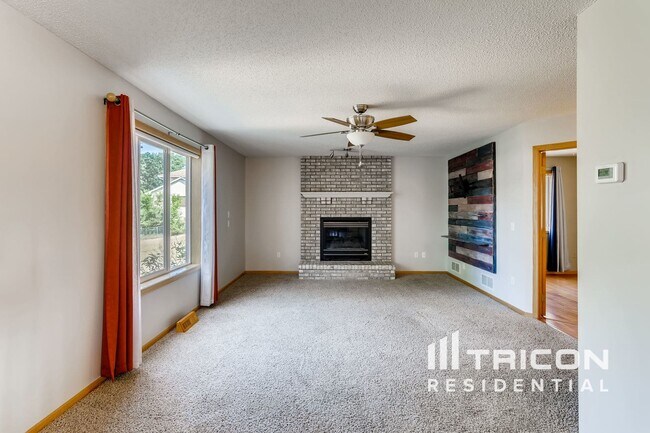 Foto del edificio - 15250 Sodium St NW