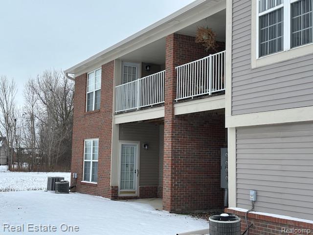 Foto del edificio - 51810 Lionel Ln