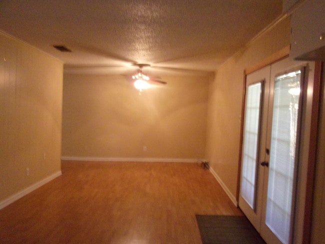 Building Photo - 300 Dryad Ln