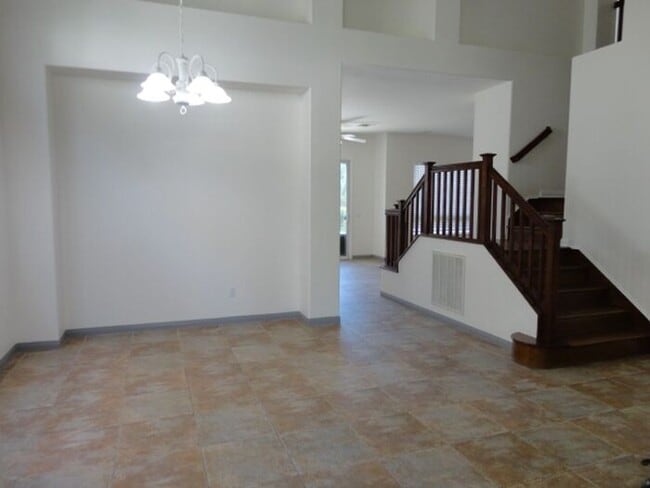 Building Photo - Beautiful 5 + 3 + Office View Home Stevens...