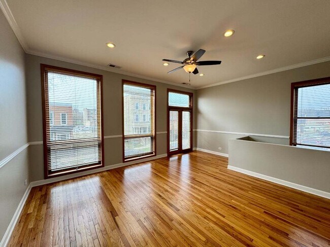Foto del edificio - 1537 N Fairfield Ave