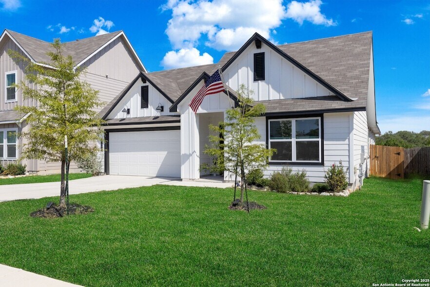 Primary Photo - 21220 Cobbles Lp