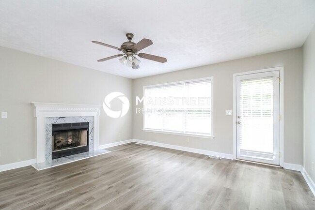 Building Photo - 4 Bedroom Pet-Friendly Home in Thomasville, NC with Main Street Renewal