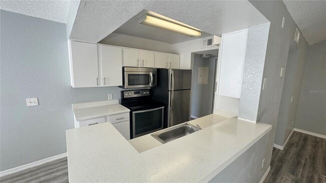 Foto del edificio - 1037 S Hiawassee Rd