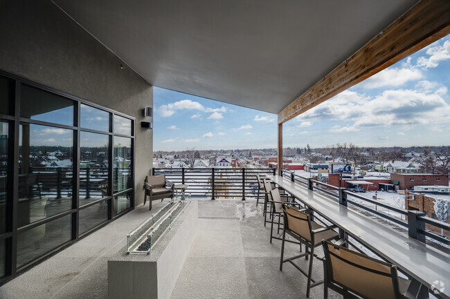 Roof Deck - City Center Apartments