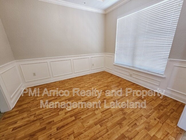 Building Photo - 1930 Saddlewood Ct