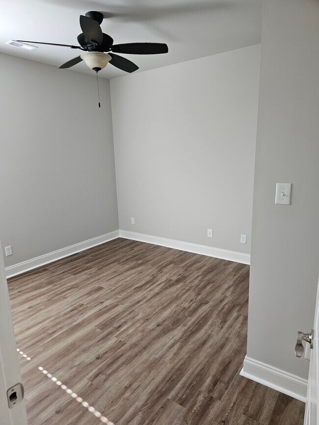 Foto del edificio - 3 Bedroom Single Story House