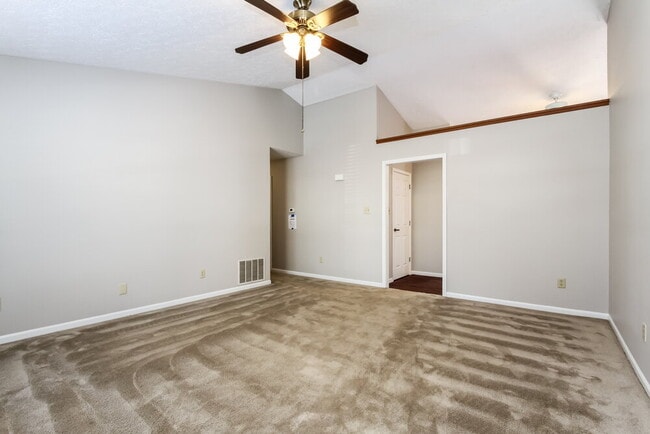 Building Photo - 6167 Connie Ct