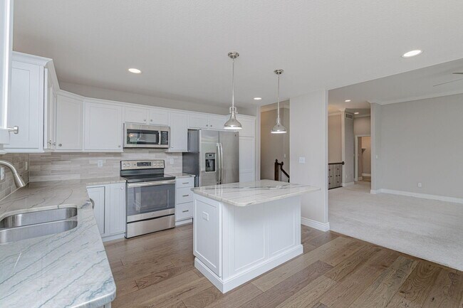 Foto del edificio - 5200 Shoal Creek Ct