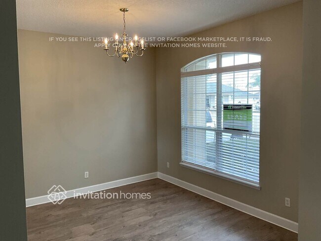 Building Photo - 2312 Bonnie Lakes Dr
