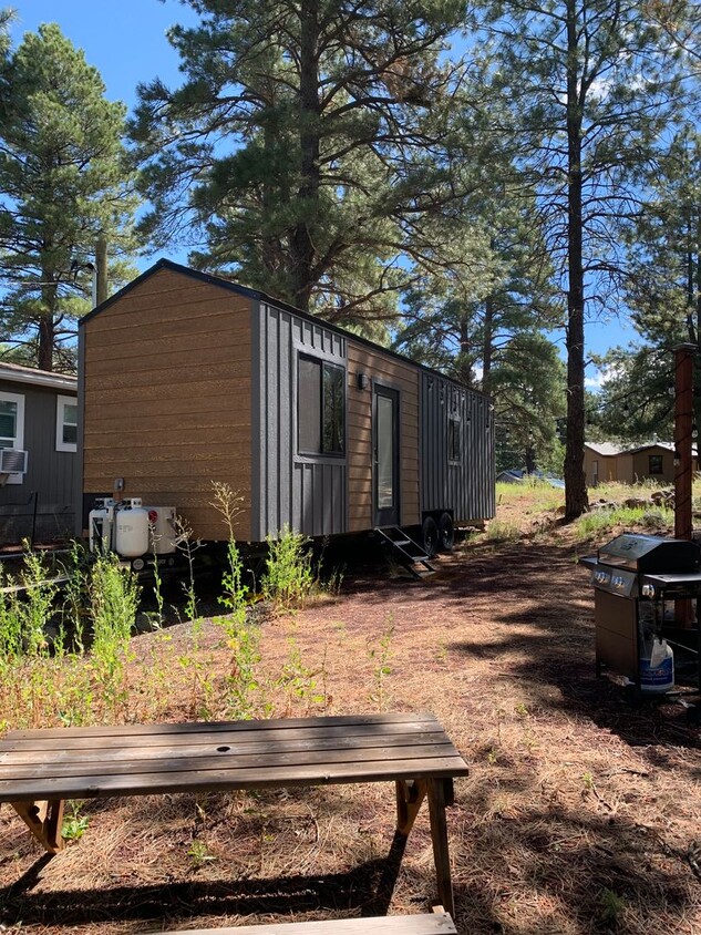 Foto del edificio - Cozy Tiny Home in Kachina Village