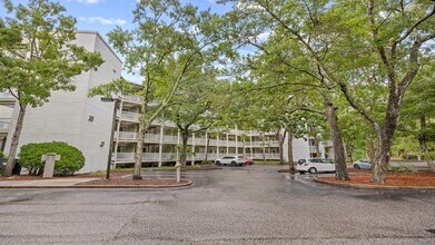 Building Photo - 415 Ocean Creek Dr
