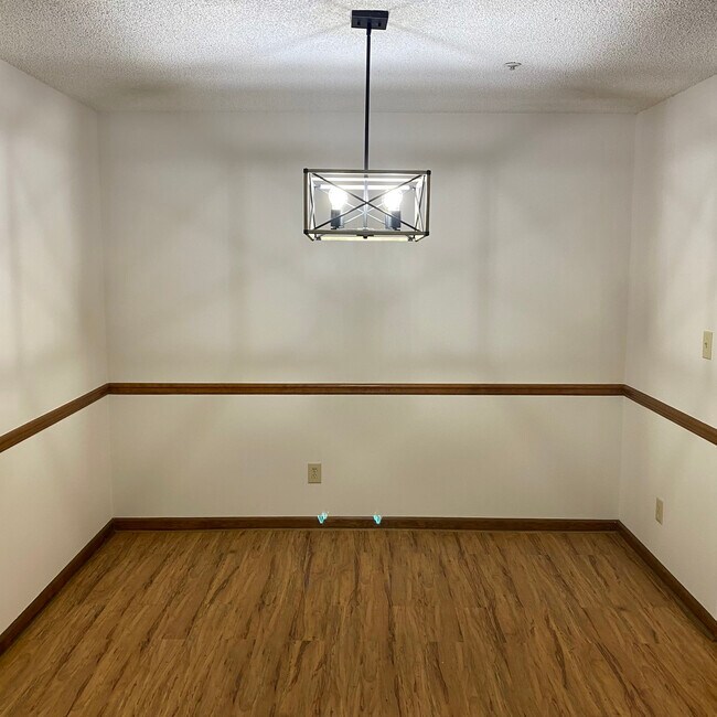 Lovely Dining Area - 1228 Shannon Way SW