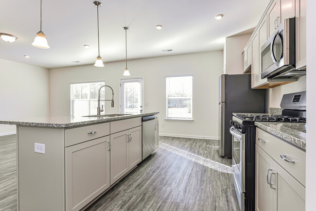 Building Photo - 106 Mill View Dr