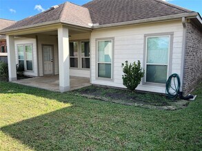 Building Photo - 3522 Christopher Dr