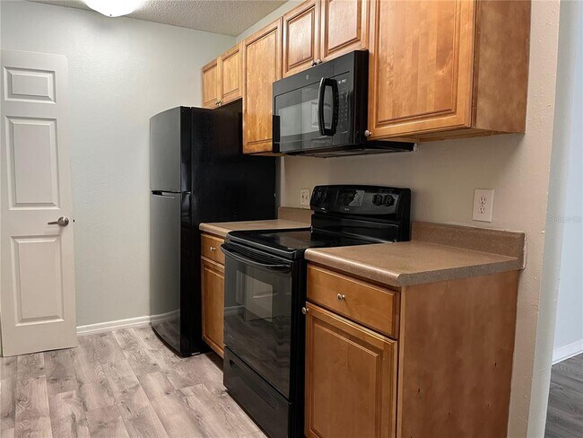 Foto del edificio - 1695 Lee Rd