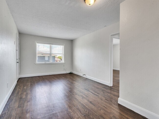 Foto del edificio - 7622 Pecan Villas Dr