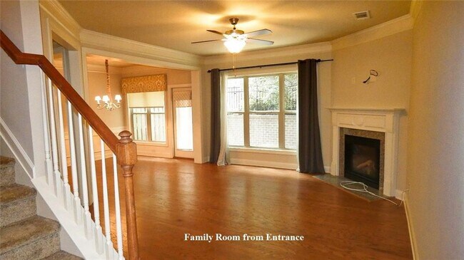 Building Photo - 13378 Canary Ln