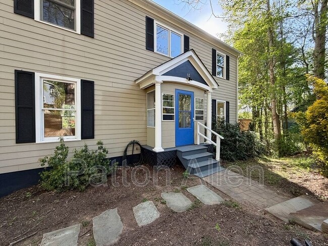 Building Photo - 92 Westover Dr