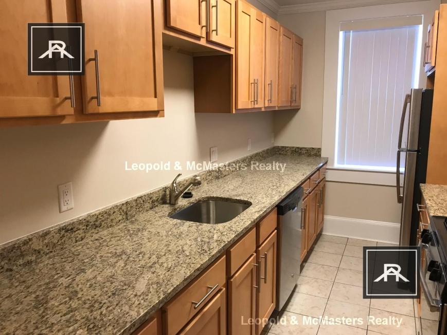 Foto principal - 2 bedroom in Brookline MA 02446