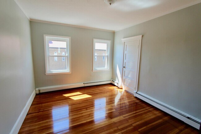 Foto del edificio - 508 Revere St