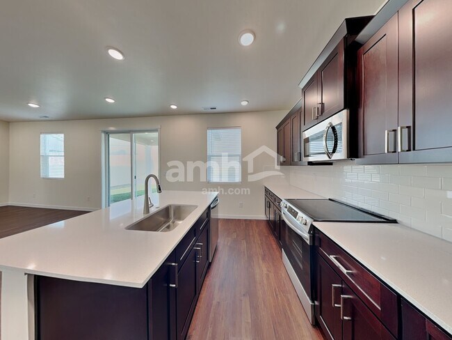 Building Photo - 9486 W Bowie Ct