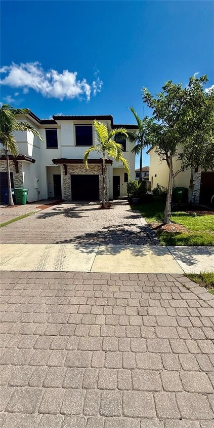 Foto principal - 25123 SW 107th Ct
