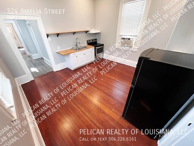 Foto del edificio - 324 Amelia St
