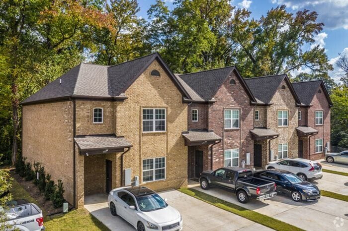 Primary Photo - Shared Housing Experience in Memphis -> @t...